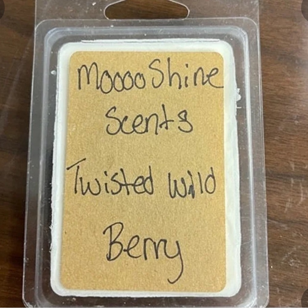 Twisted Wild Berry Wax Melt Bar
